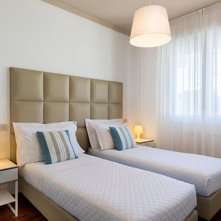Dante 124 | Appartamenti A Riccione Extérieur photo